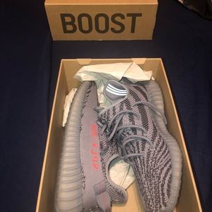Size 10.5 yeezy beluga 2.0